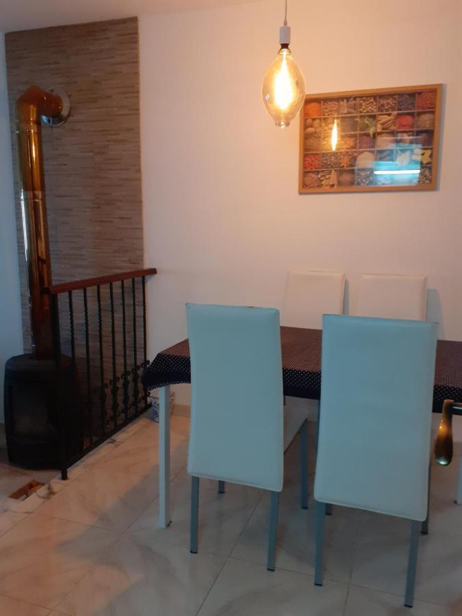 Casa *